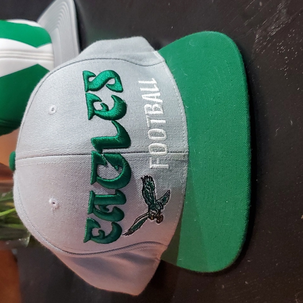 Philadelphia Eagles barely worn men's baseball cap